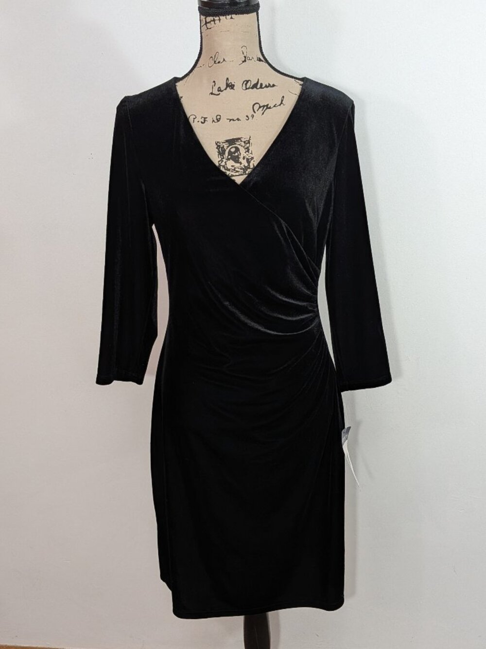 NWT $100 Chaps Womens Faux Wrap Dress 3/4 Sleeve V-Neck Black Velvet Size 10